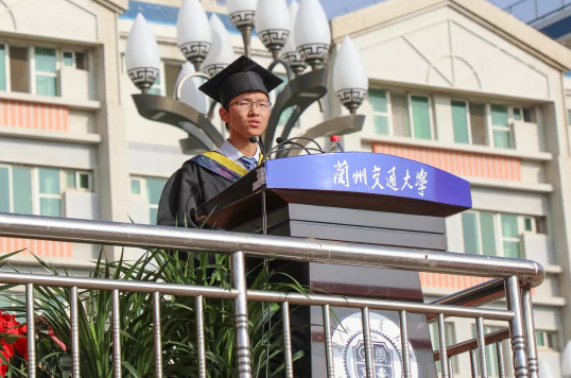 人物专访∣中国土木工程学会高校优秀毕业生奖获得者兰州交大2019届学子张晨宇