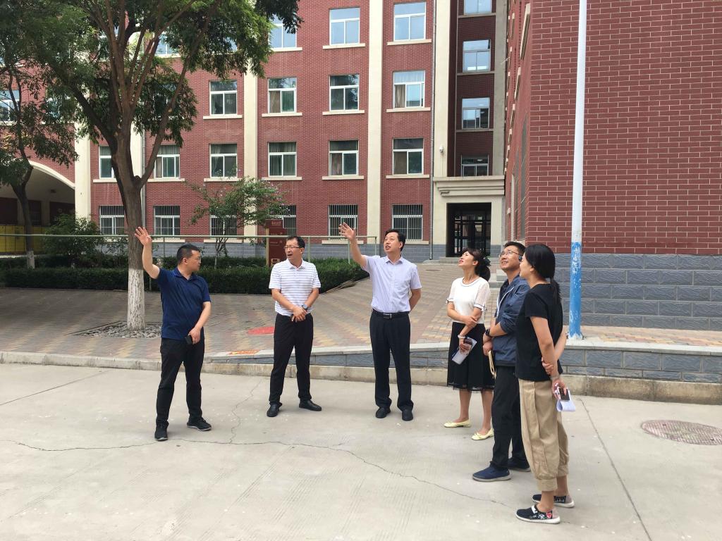 校领导深入校园检查指导疫情防控和安全工作