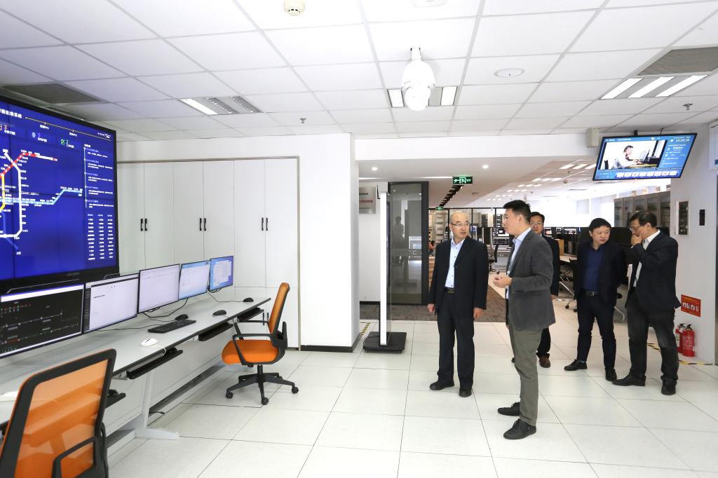 自动化学院与众合科技开展院企合作交流