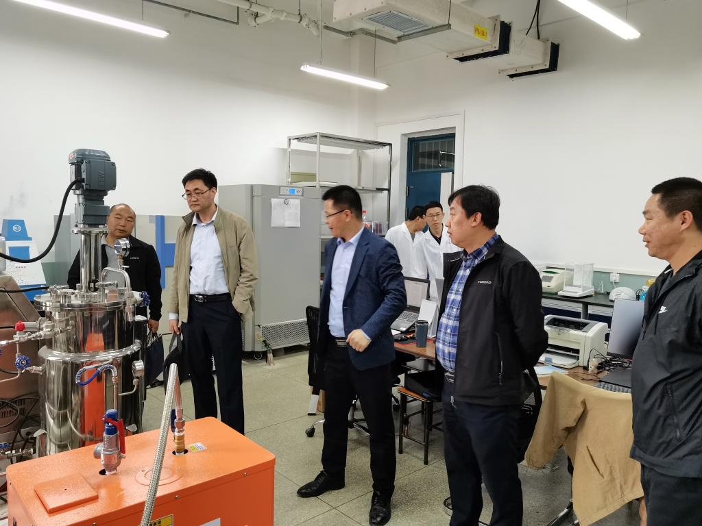 教育厅专家组来我校开展实验室安全现场检查工作